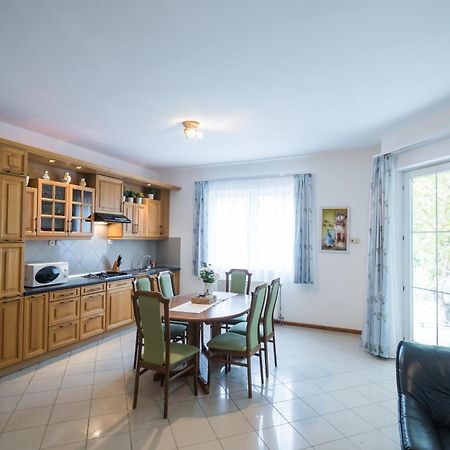 Gyorfi Apartmanhaz Zamárdi Εξωτερικό φωτογραφία